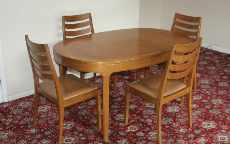 The Four Week Hunt for a Dining Table