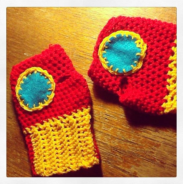 Crafts and Crafting: Iron Man mitts